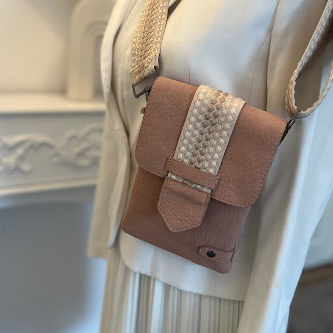 Crossbody-Bag in Rosa