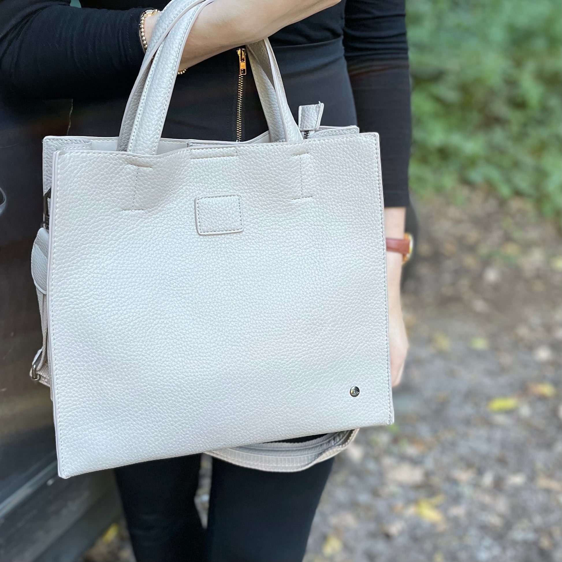Henkeltasche in Creme