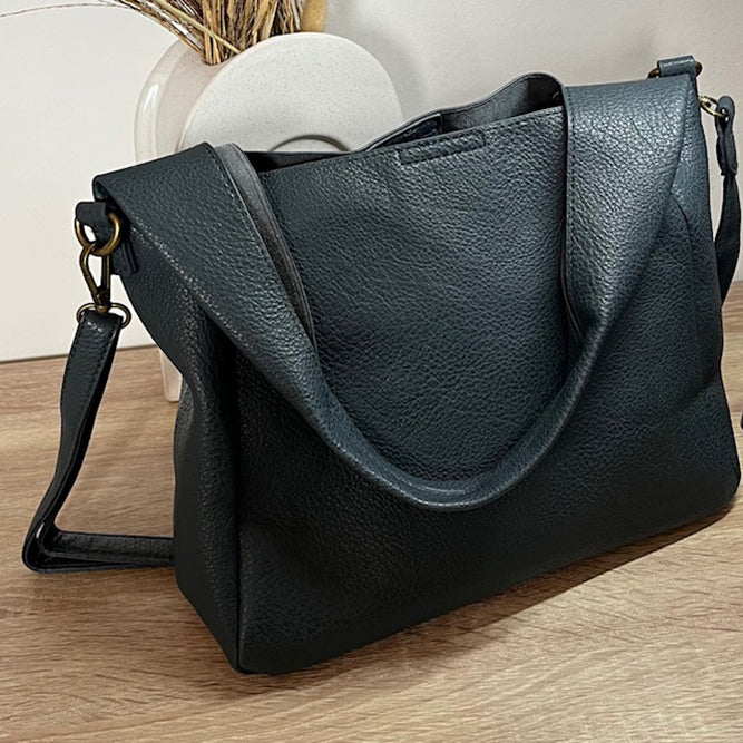 Henkeltasche auch mit Schultergurt tragbar